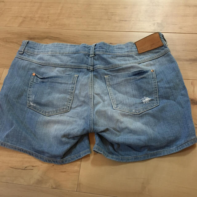 ZARA(ザラ)のショートパンツ レディースのパンツ(ショートパンツ)の商品写真