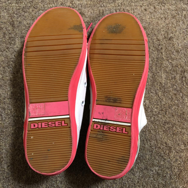 DIESEL(ディーゼル)のDIESEL スニーカー レディースの靴/シューズ(スニーカー)の商品写真