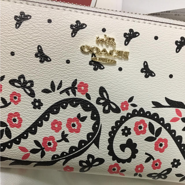 COACH(コーチ)のcoach 財布 レディースのファッション小物(財布)の商品写真