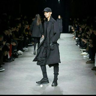 Y-3 ワイスリー フューチャースペースコート