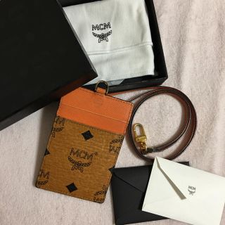 エムシーエム(MCM)の再値下げ！MCM パスケース(名刺入れ/定期入れ)