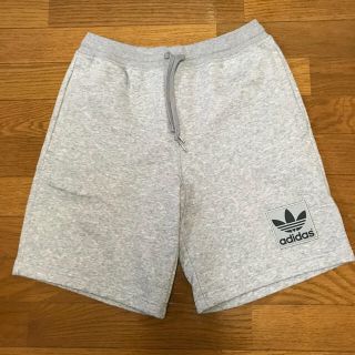 アディダス(adidas)のadidasoriginal メンズ ハーフパンツ 新品未使用 グレイ(ショートパンツ)