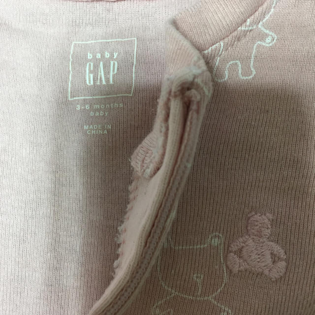 babyGAP(ベビーギャップ)のbaby GAP ロンパース キッズ/ベビー/マタニティのベビー服(~85cm)(ロンパース)の商品写真