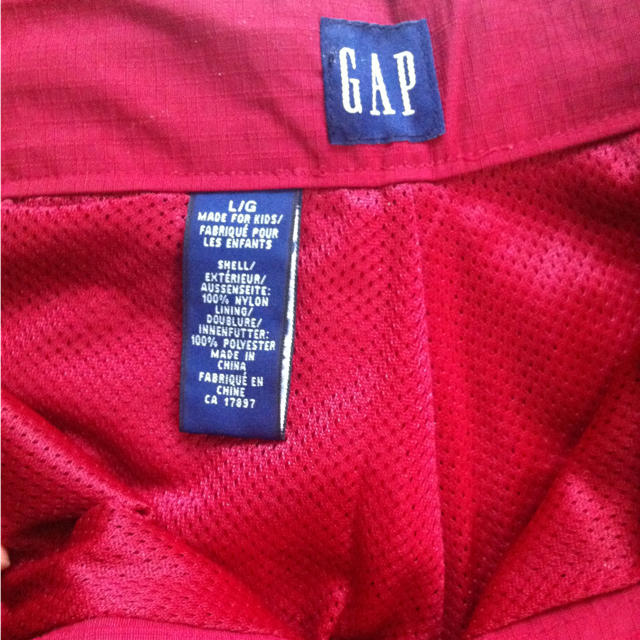 GAP(ギャップ)のGAP☆ナイロンズボン☆送料込み レディースのパンツ(カジュアルパンツ)の商品写真