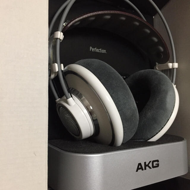 AKG K701 ヘッドホン 希少なオーストリア製 AKG K701 ヘッドホン 希少なオーストリア製