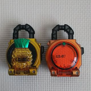 バンダイ(BANDAI)のロックシード 付録 フレッシュパイン&フレッシュオレンジ(その他)