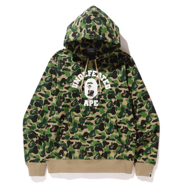 A BATHING APE(アベイシングエイプ)のBAPE UNDEFEATED ABC COLLEGE【Ｓ】 フード パーカー メンズのトップス(パーカー)の商品写真