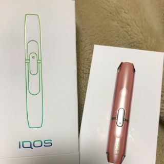 アイコス(IQOS)のアイコスホルダー 限定色ロゼピンク 期間限定値下げ(タバコグッズ)