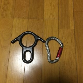 ペツル(PETZL)のエイト環、カラビナ、クライミング(登山用品)