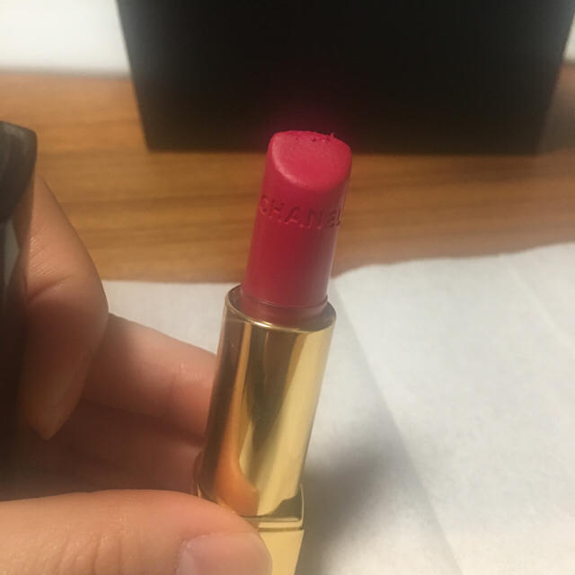 CHANEL(シャネル)のCHANEL ROUGE ALLURE 93EXALTEE コスメ/美容のベースメイク/化粧品(口紅)の商品写真