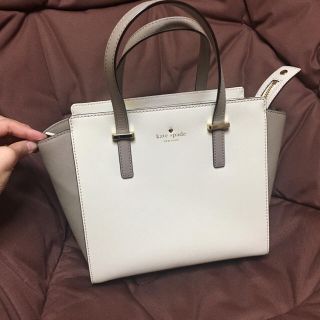 【kate spade】ケイトスペード　バイカラー　バッグ　ショルダー　ブランド