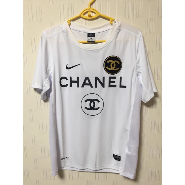 CHANEL Tシャツ