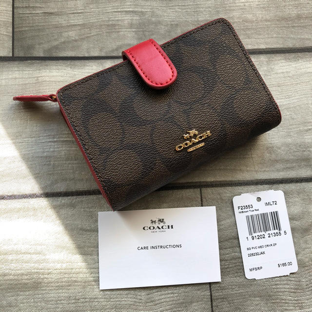 ◆COACH コーチ 二つ折り財布 レッド シグネチャー◆