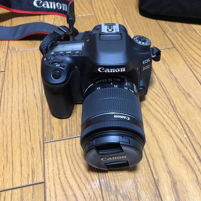 カメラCanon80dダブルレンズキット