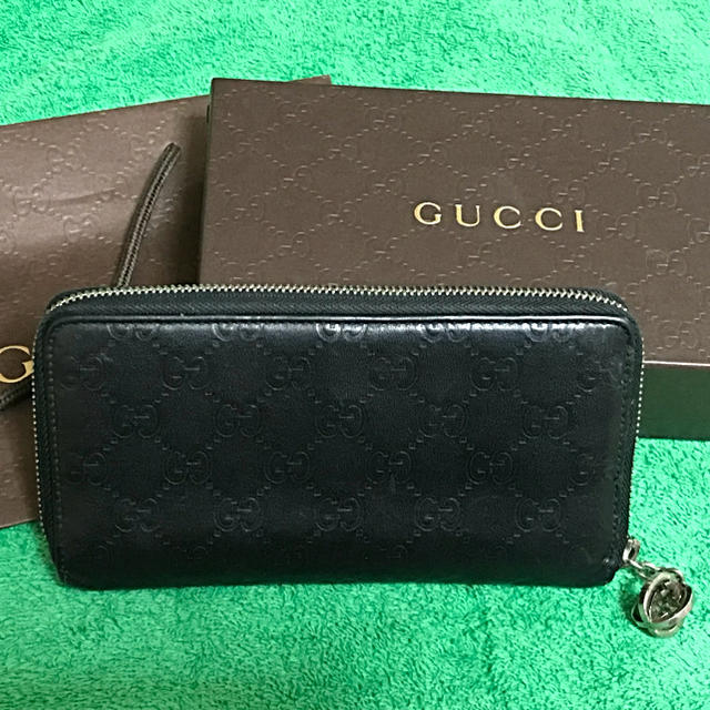 京都にて購入 正規品【美品】GUCCI グッチ 長財布 黒 BLACK ラウンド