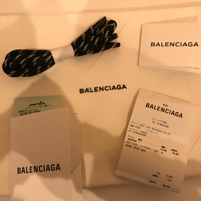 Balenciaga(バレンシアガ)の 国内正規 新品　Triple s 40 BALENCIAGA バレンシアガ 黒 メンズの靴/シューズ(スニーカー)の商品写真