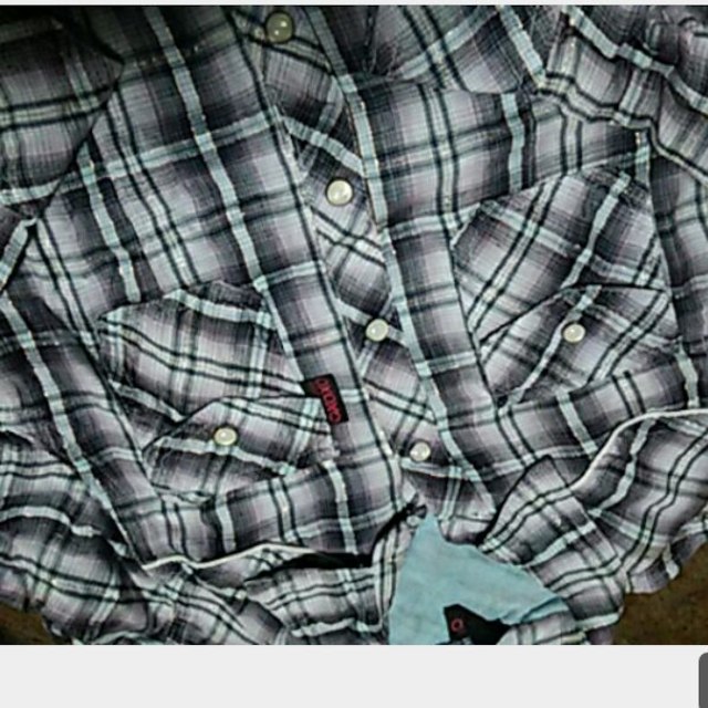 XOXO(キスキス)の★XOXO★110cmチェックシャツ★USED品 キッズ/ベビー/マタニティのキッズ服女の子用(90cm~)(その他)の商品写真
