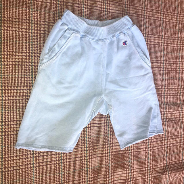 Champion(チャンピオン)のChampion キッズ ハーフパンツ 130cm キッズ/ベビー/マタニティのキッズ服男の子用(90cm~)(パンツ/スパッツ)の商品写真