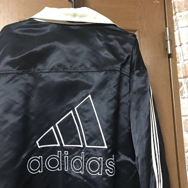 adidas(アディダス)の★★★adidas★★★大きいＭ メンズのジャケット/アウター(ブルゾン)の商品写真