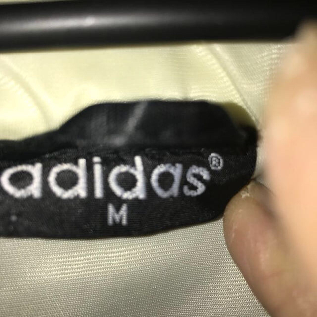 adidas(アディダス)の★★★adidas★★★大きいＭ メンズのジャケット/アウター(ブルゾン)の商品写真