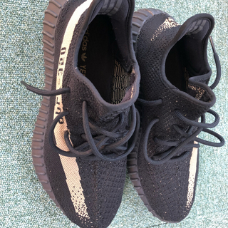 アディダス(adidas)のadidas yeezy boost V2 green 27.5 美品(スニーカー)