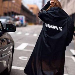 vetements rain coat