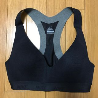 ナイキ(NIKE)の【新品/未使用】NIKE スポーツ ブラ(トレーニング用品)