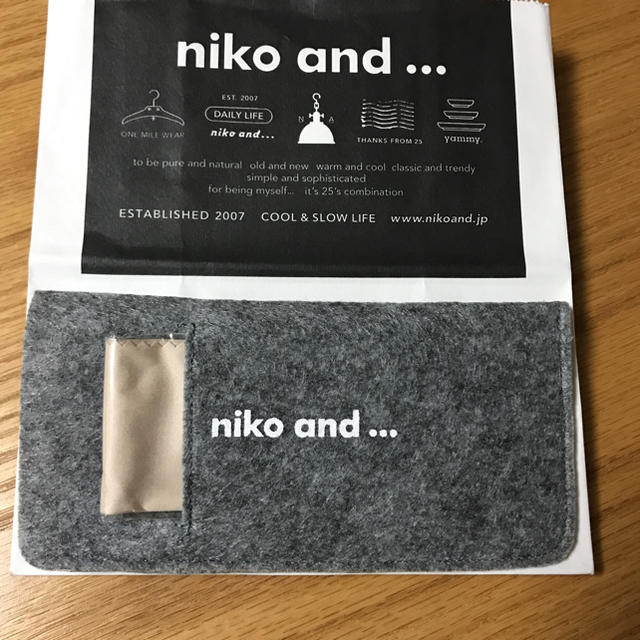 niko and...(ニコアンド)のNiko and…メガネケース(フェルト)新品 レディースのアクセサリー(その他)の商品写真