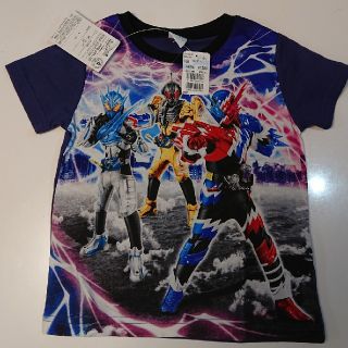 バンダイ(BANDAI)の値下げ中/仮面ライダービルド/半袖Tシャツ/100/男の子/定価1404円の品(Tシャツ/カットソー)