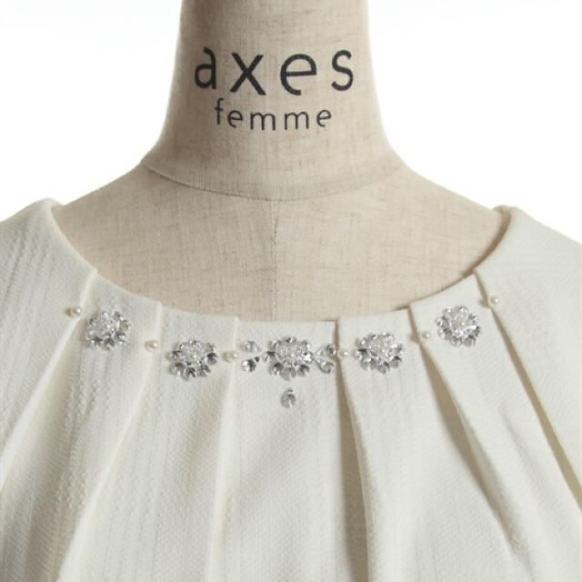 axes femme(アクシーズファム)の新品  ビジュー使いジャガードPO レディースのトップス(カットソー(長袖/七分))の商品写真