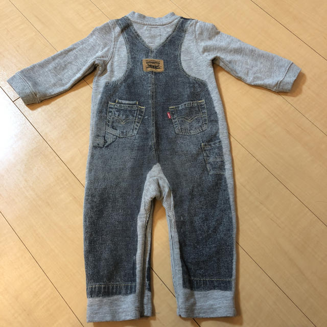 Levi's(リーバイス)の美品 リーバイス だまし絵 オール ロンパース キッズ/ベビー/マタニティのベビー服(~85cm)(カバーオール)の商品写真