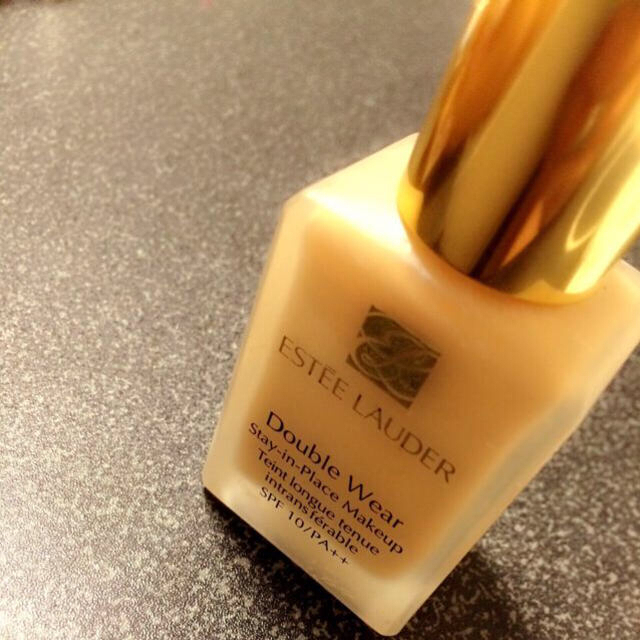 Estee Lauder(エスティローダー)のエスティローダー ファンデーション コスメ/美容のベースメイク/化粧品(その他)の商品写真