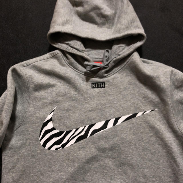 NIKE(ナイキ)の KITH X NIKE SWOOSH HOODIE パーカー シュプリーム  メンズのトップス(パーカー)の商品写真