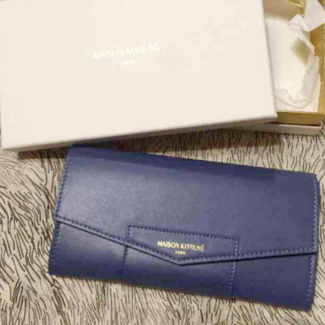 MAISON KITSUNE'(メゾンキツネ)のメゾンキツネ☆長財布(3枚目ご覧下さい) レディースのファッション小物(財布)の商品写真