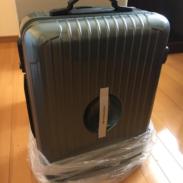 Porsche - 新品正規レア！RIMOWA リモワ×ポルシェ純正トロリーケース スーツケースの通販 by bear’s shop｜ポルシェ