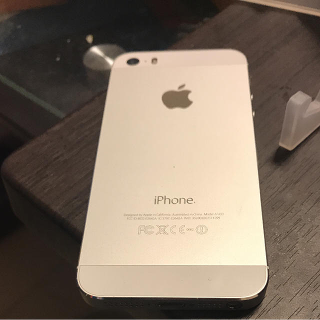 Apple(アップル)のiPhone5S 16G スマホ/家電/カメラのスマートフォン/携帯電話(スマートフォン本体)の商品写真