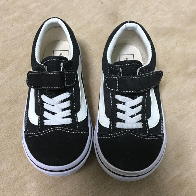 VANS(ヴァンズ)のVANSスニーカー 新品未使用箱なし17cm キッズ/ベビー/マタニティのキッズ靴/シューズ(15cm~)(スニーカー)の商品写真