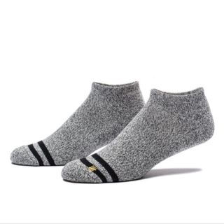 アンディフィーテッド(UNDEFEATED)の定価以下 Undefeated LOW PRO ANKLE SOCKS グレー(ソックス)