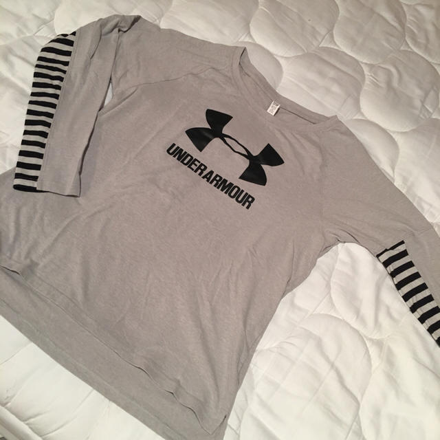 UNDER ARMOUR(アンダーアーマー)のUnderamour ❤︎ 長袖トップス レディースのトップス(カットソー(長袖/七分))の商品写真