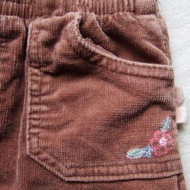 OshKosh(オシュコシュ)のOSHKOSHコーデュロイスカート/オシュコシュ ブラウン90 キッズ/ベビー/マタニティのベビー服(~85cm)(スカート)の商品写真