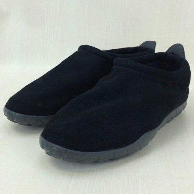 NIKE(ナイキ)の値下げ！新品！ナイキ AIR MOC ULTRA  エア モック ブラック！ メンズの靴/シューズ(スニーカー)の商品写真