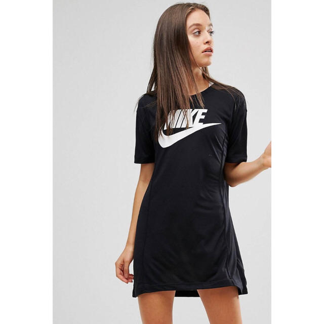 【Sサイズ】新品未使用 Nike ナイキ ロゴTシャツ ドレス