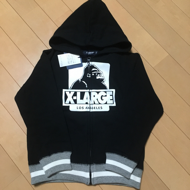 XLARGE(エクストララージ)のX-LARGE パーカー 新品 キッズ/ベビー/マタニティのキッズ服男の子用(90cm~)(ジャケット/上着)の商品写真