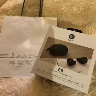 B&O Beoplay E8 Black(ブラック)保証書つき(ヘッドフォン/イヤフォン)