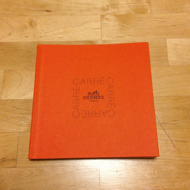 Hermes お値下げ エルメス スカーフ巻き方本の通販 By Hibimegu S Shop エルメスならラクマ