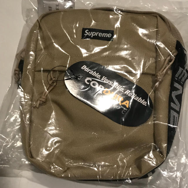 Supreme(シュプリーム)のR♡様専用 ラスト 18ss Supreme Shoulder Bag Tan  メンズのバッグ(ショルダーバッグ)の商品写真