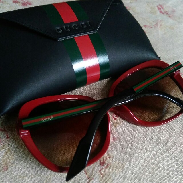 Gucci(グッチ)のグッチ　サングラス レディースのファッション小物(サングラス/メガネ)の商品写真