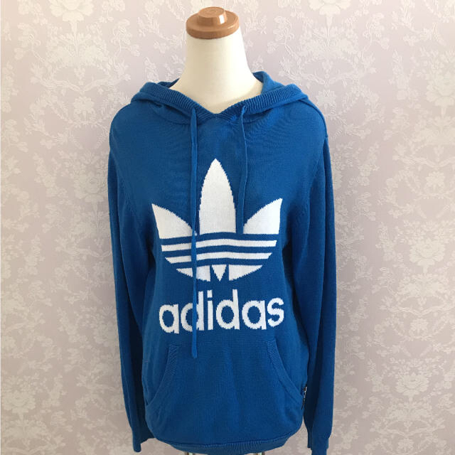 adidas(アディダス)のアディダス ニットパーカー 2点 レディースのトップス(ニット/セーター)の商品写真