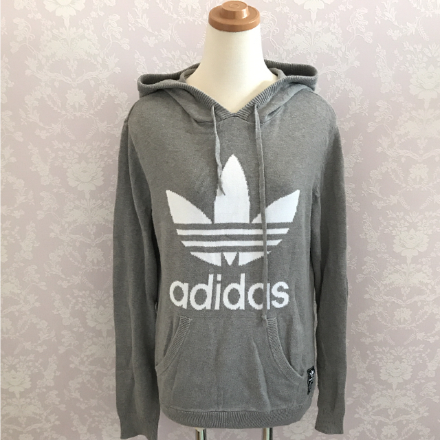 adidas(アディダス)のアディダス ニットパーカー 2点 レディースのトップス(ニット/セーター)の商品写真