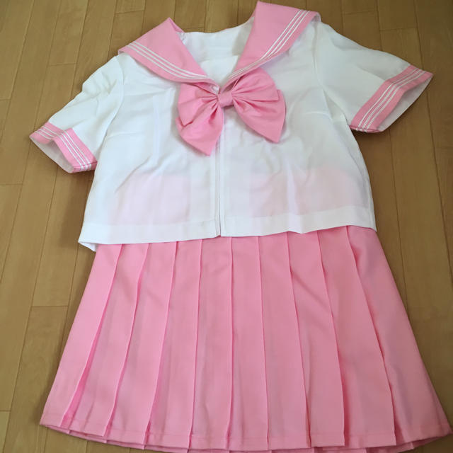 BODYLINE(ボディライン)のBODYLINE セーラー服 濃 ピンク エンタメ/ホビーのコスプレ(衣装)の商品写真